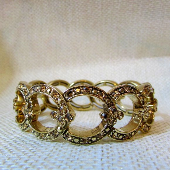 Monet Gold Rhinestone Bracelet Elastic 7 inch